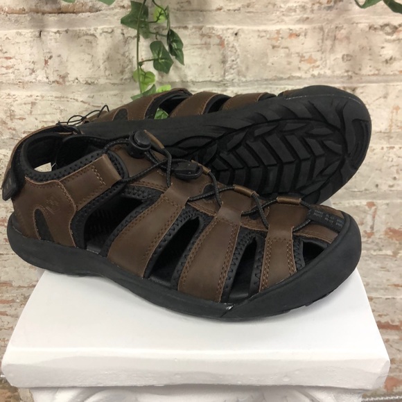 khombu travis sandals